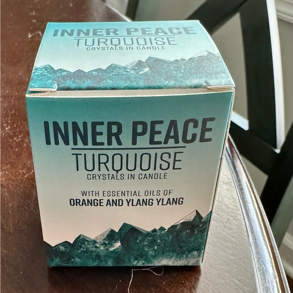 Candle with essential oils Orange & ylang ylang with turquoise crystals - Picture 3 of 4